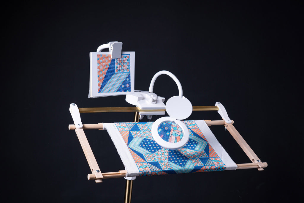 Stitchsmart Led Magnifier & Chart Holder