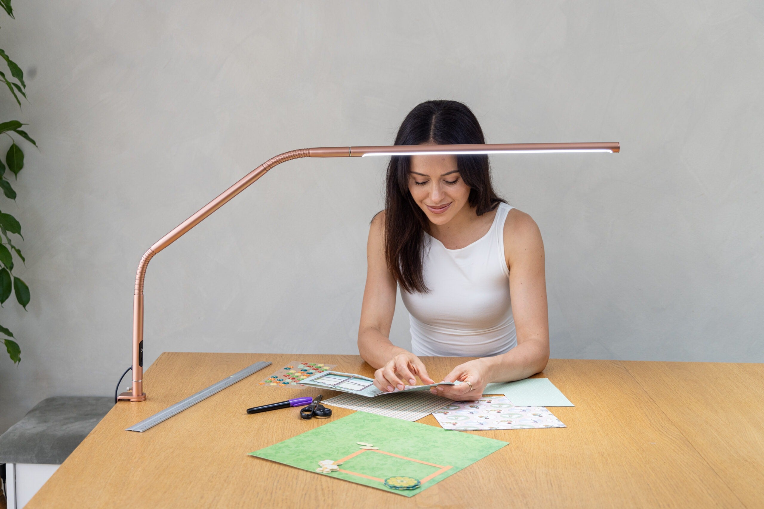 Slimline 4 Led Table Lamp