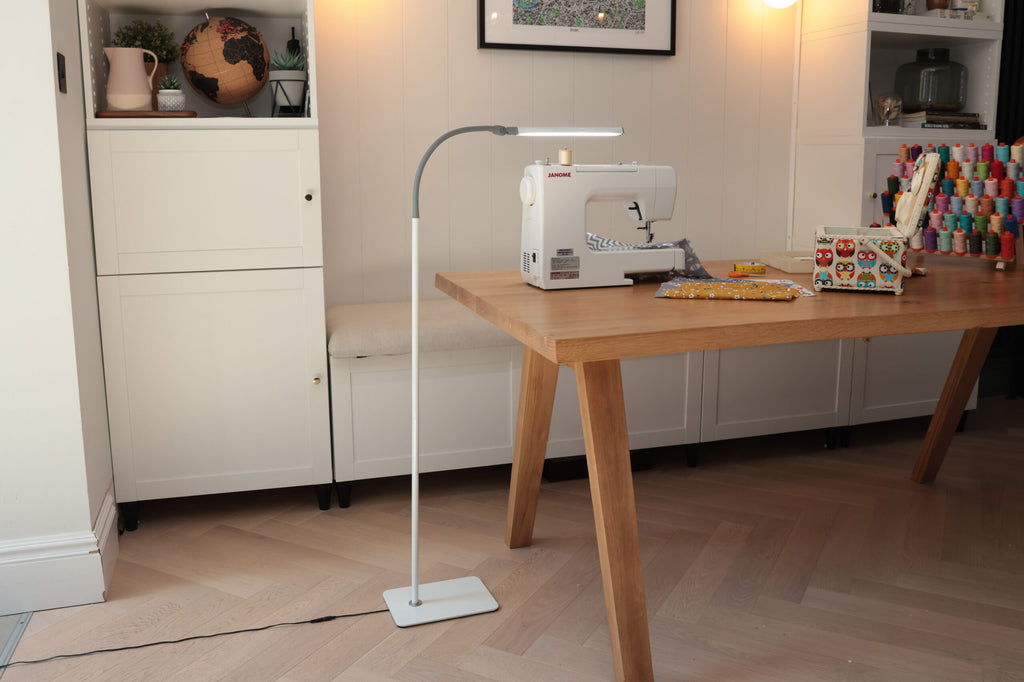 Uno Pro Floor Lamp